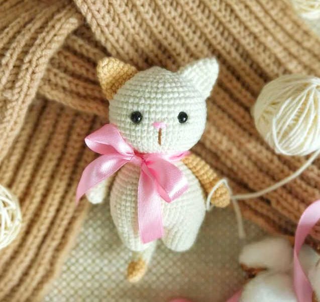 Crochet Little Cat Amigurumi Free Pattern