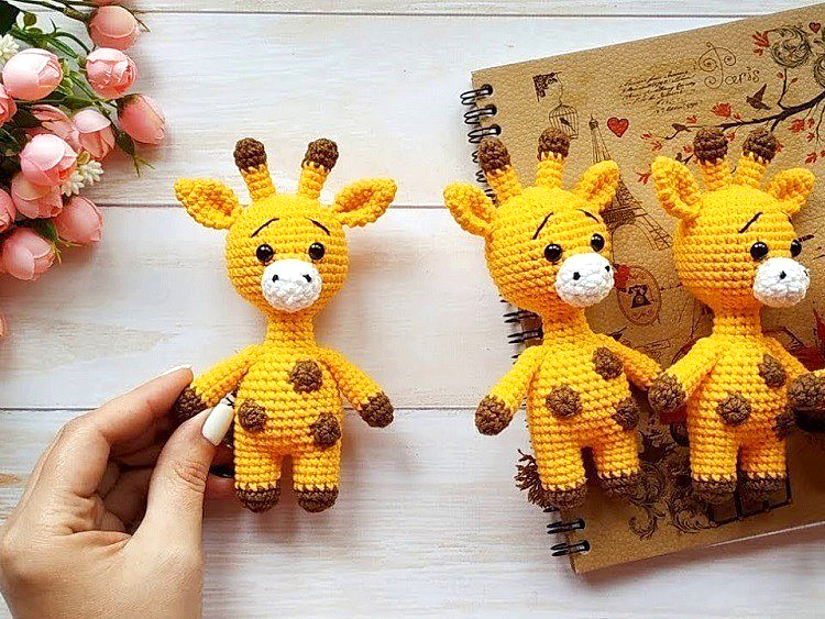 Amigurumi Giraffe Free Pattern