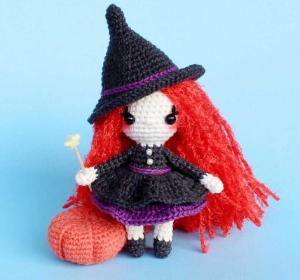 Cute Witch Amigurumi Free Pattern