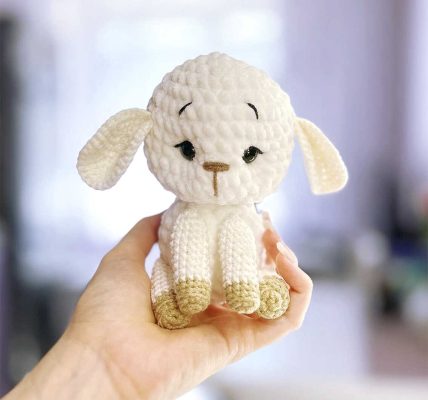 Amigurumi Cute Lamb Crochet Free Pattern