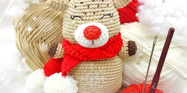 Free Amigurumi Christmas Reindeer Pattern