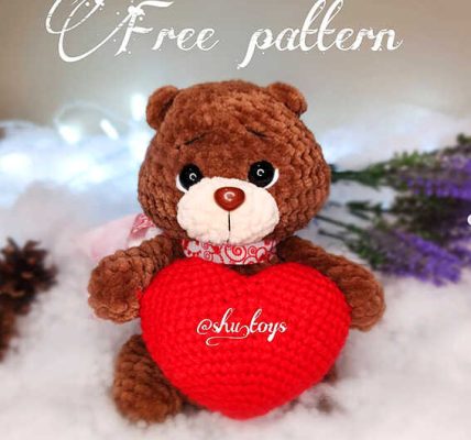 Free amigurumi Valentine Bear Pattern