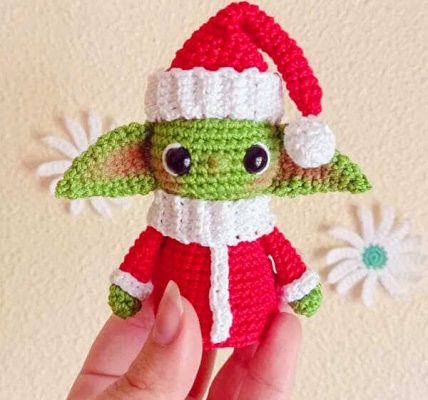 Crochet Baby Yoda Amigurumi Free Pattern