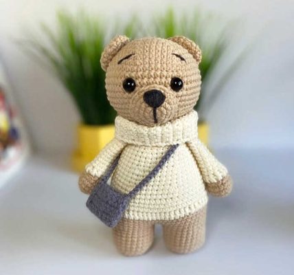 Amigurumi Bear with Bag Free Pattern