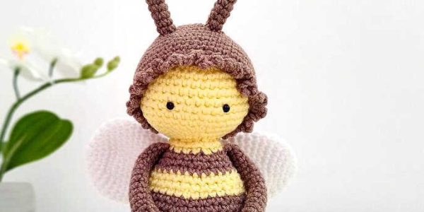 Amigurumi Honey Bee Free Pattern