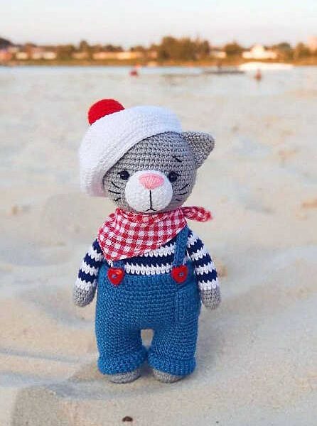 Amigurumi Cat Free Pattern