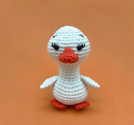 Crochet Goose Amigurumi Free Pattern