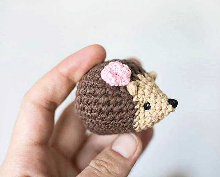 Amigurumi Mini Hedgehog Free Pattern