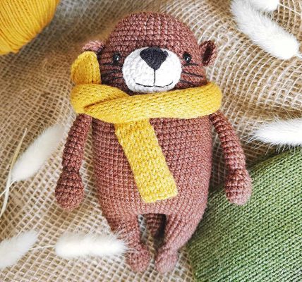 Amigurumi Otter Free Pattern