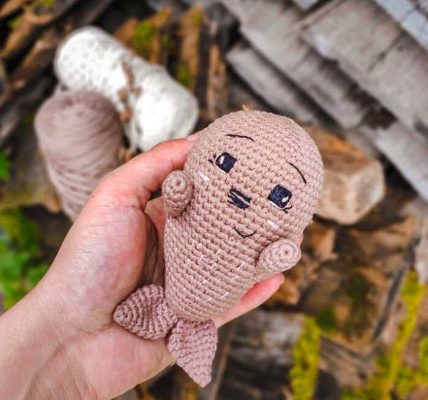 Amigurumi Baby Seal Free Pattern