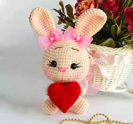 Amigurumi Valentine Bunny Crochet Free Pattern