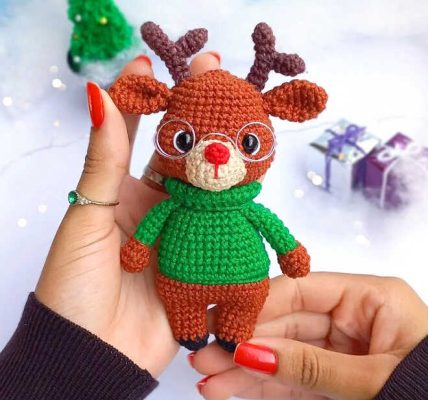 Amigurumi Cute Reindeer Free Pattern